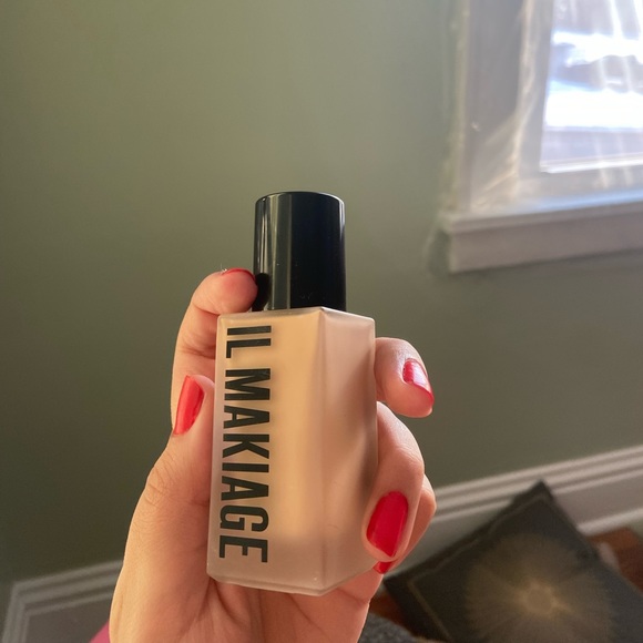 IL MAKIAGE Makeup Il Makiage Flawless Base Foundation Poshmark